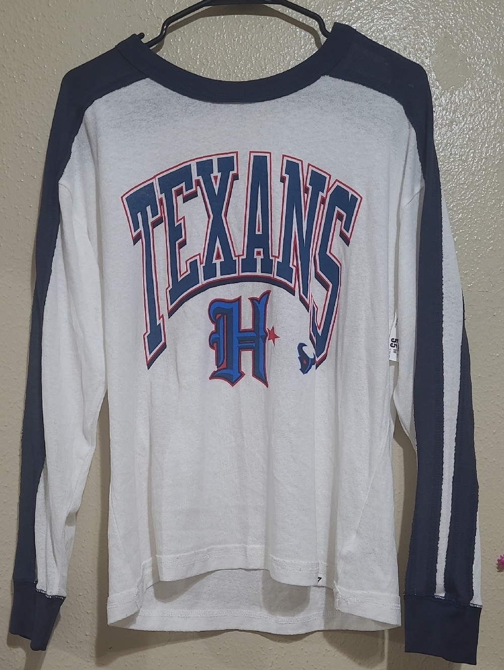 47 Brand White and Navy Texans Long Sleeve Tee